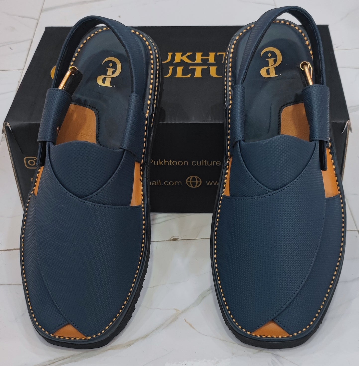 Goga Round Shape Blue Textured Sketcher Sole (Light Weight)