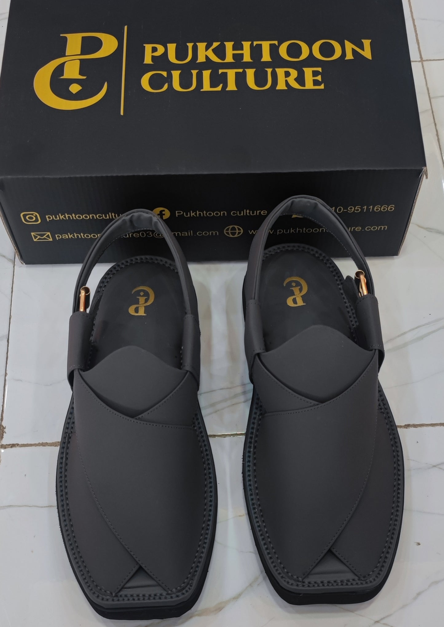 Dark Grey in Sketcher Sole (Light Weight)