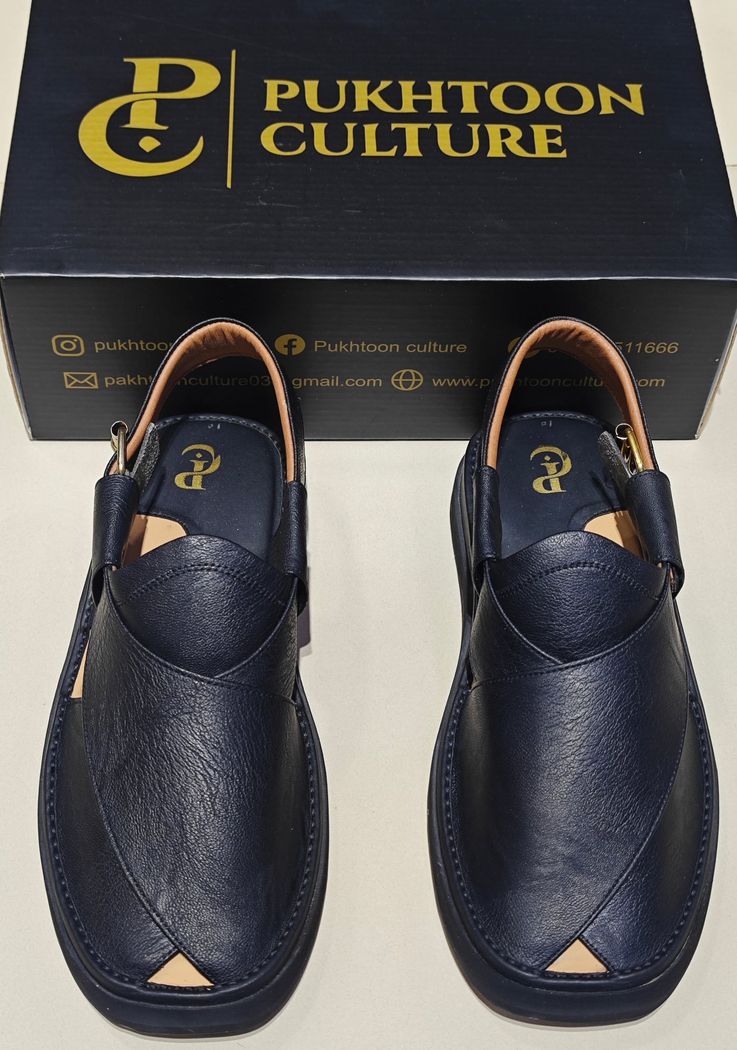 Goga Round Shape Black Textured