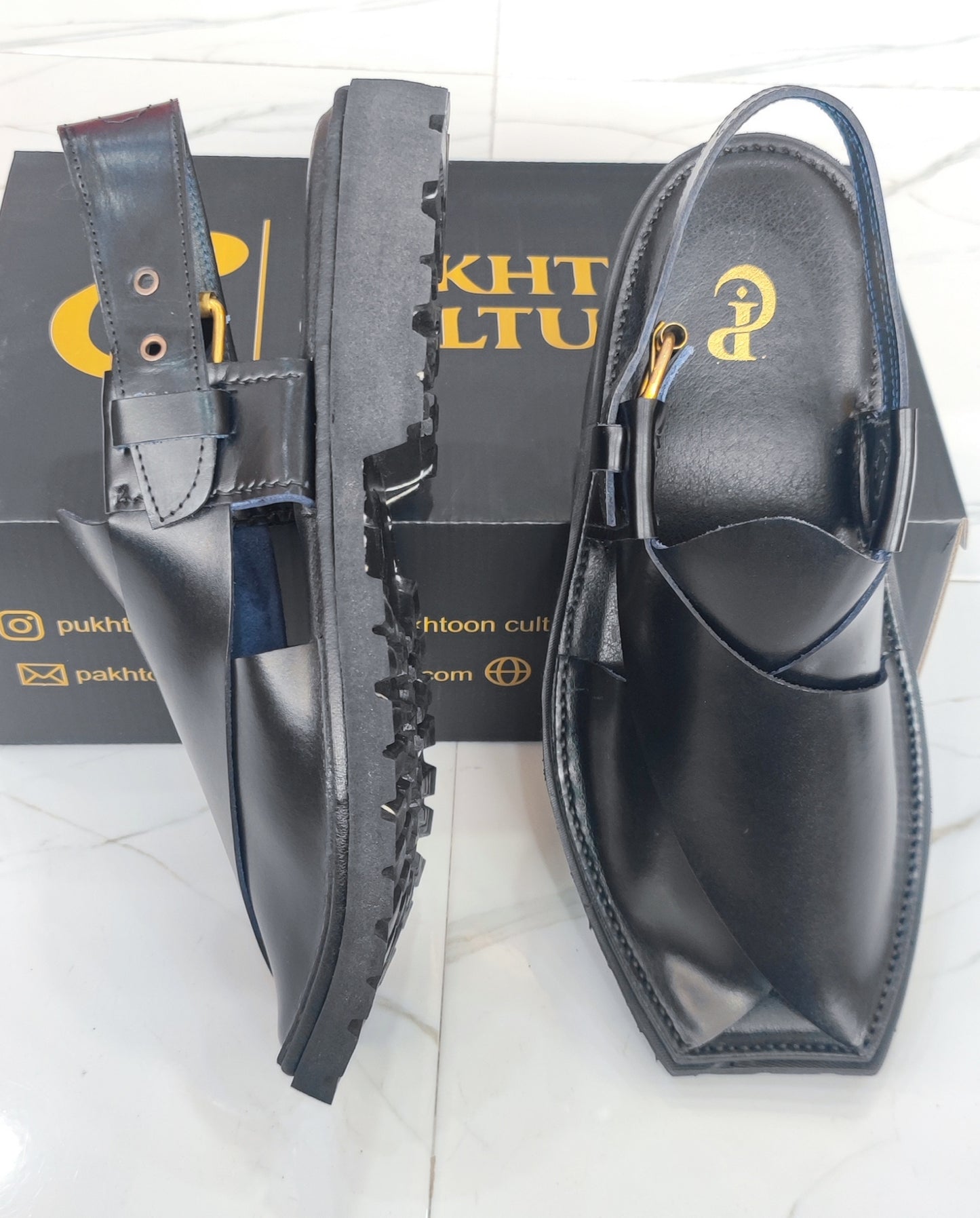Vibram Chappal T Shape  jet black (light weight )