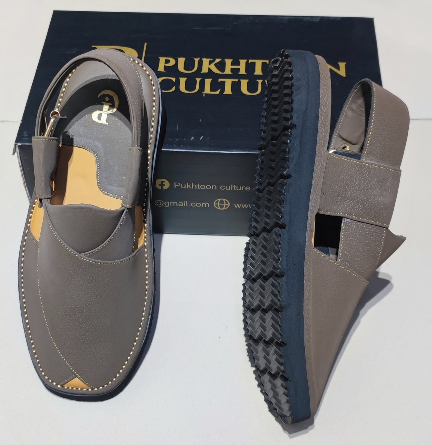 Goga Round Shape Brunish Textured Sketcher Sole (Light Weight)