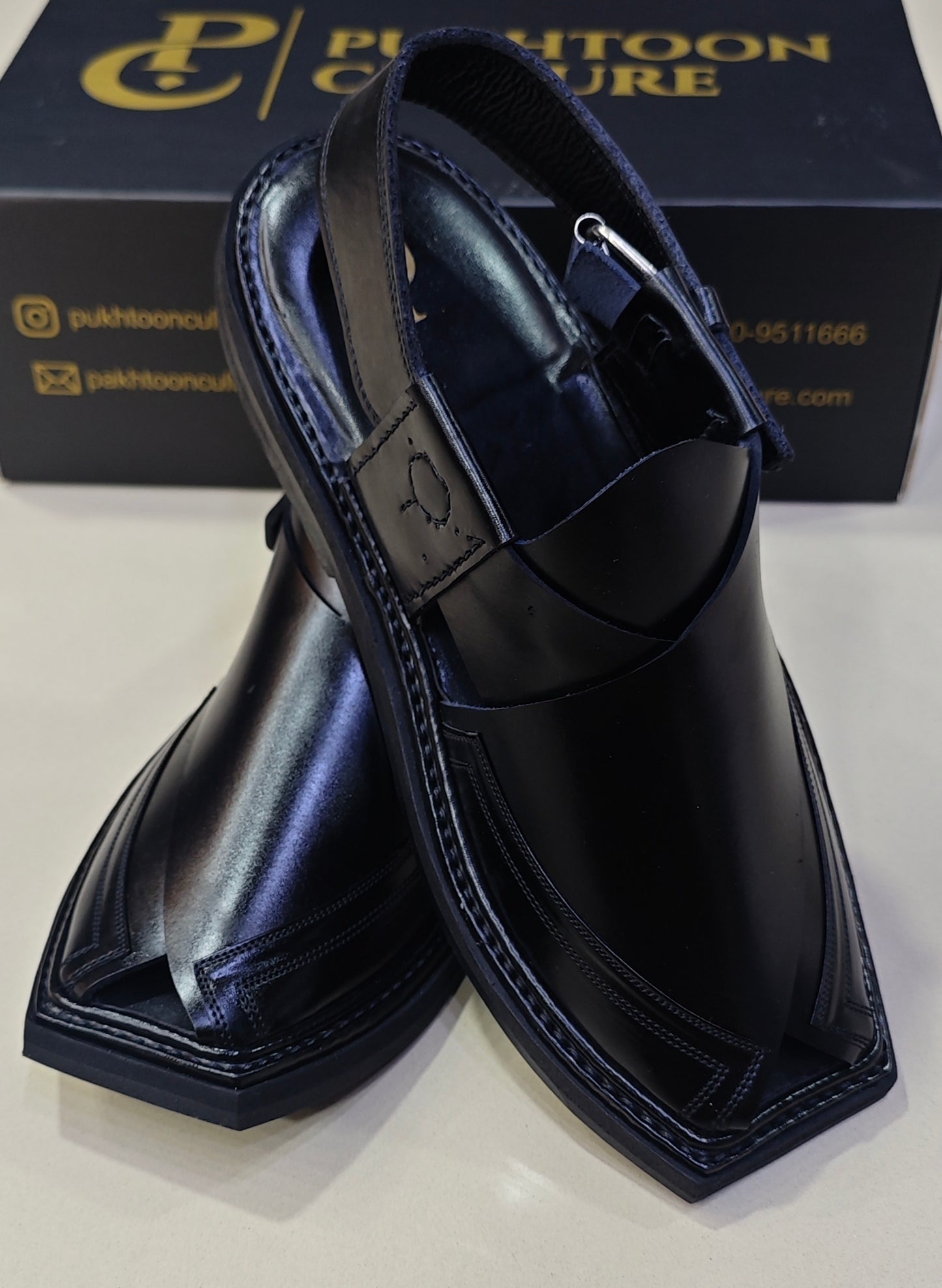 Triple Gear Black Cut Shape Medium Sole