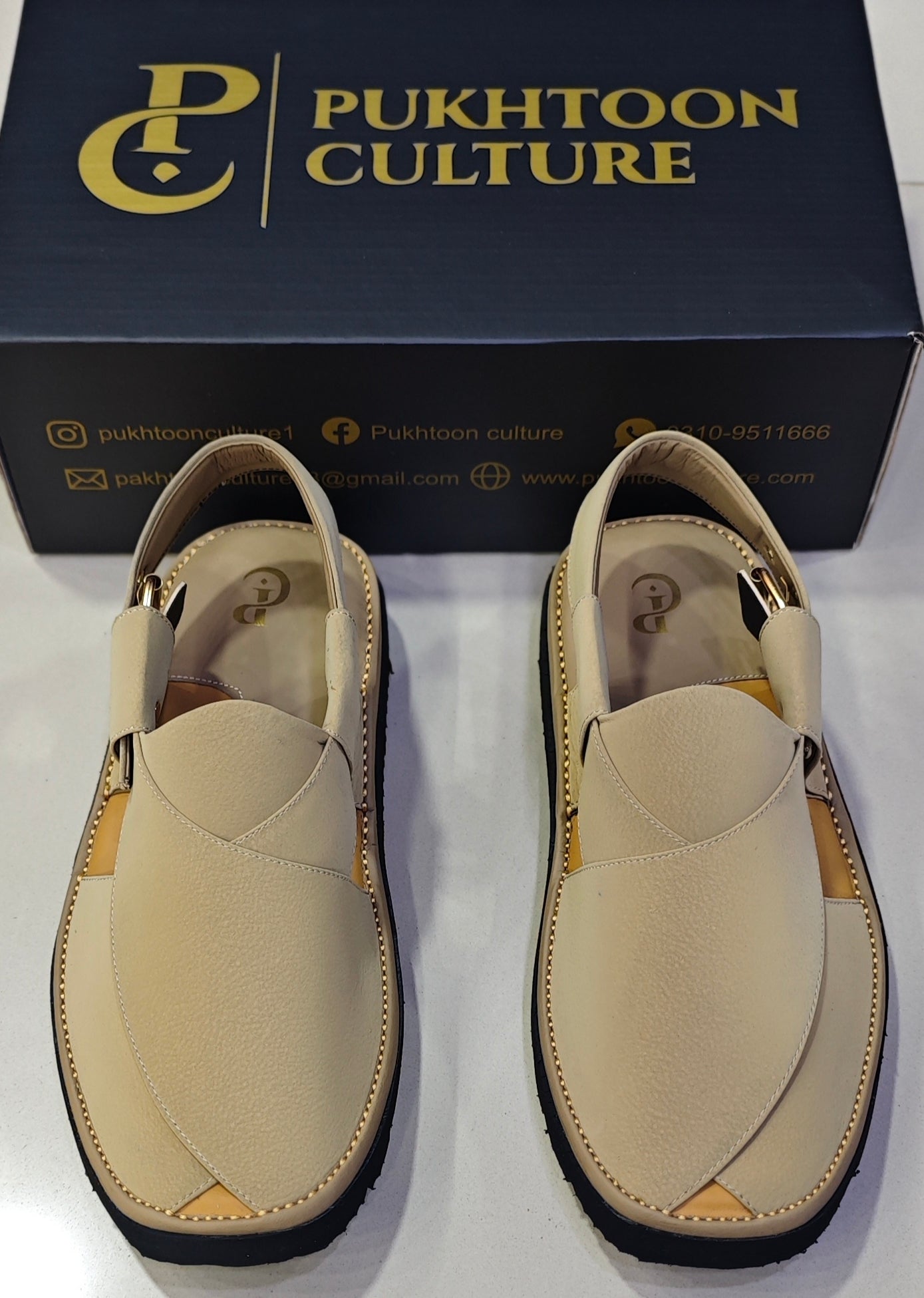 Goga Round Shape Ivory Beige Textured Sketcher Sole (Light Weight)