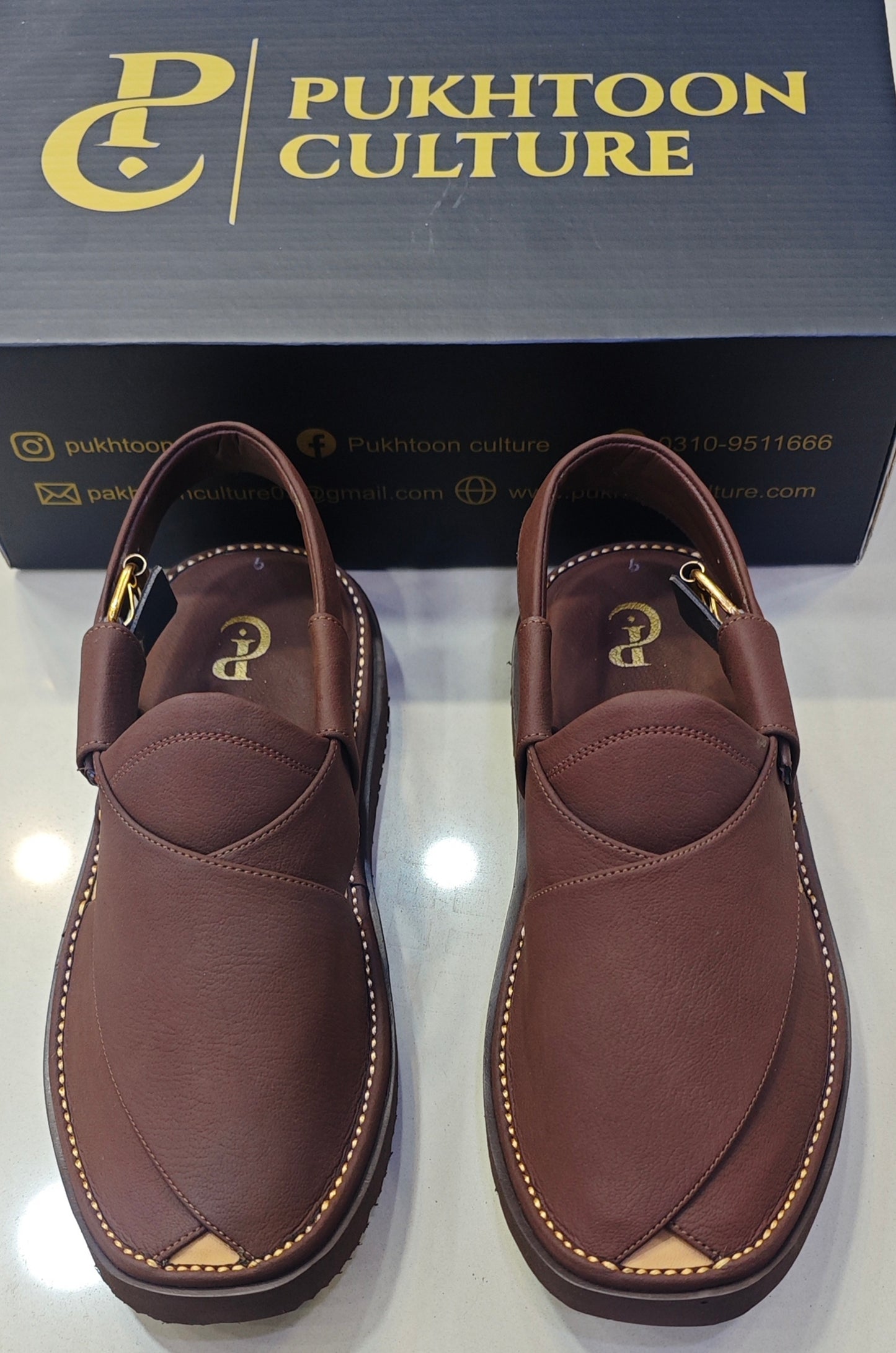 Goga Round Shape Matte Dark Brown Textured Sketcher Sole (Light Weight)