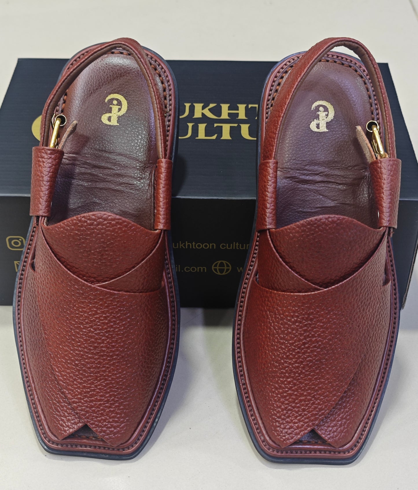 Textured Leather Peshawari Maroon  Chapple