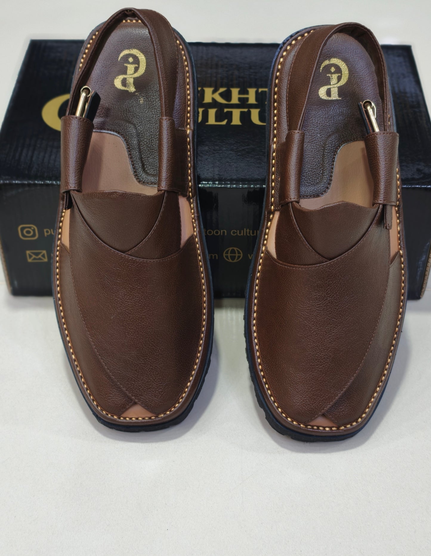 Goga Round Shape Brown  Textured New Style Important Sole Light Weight